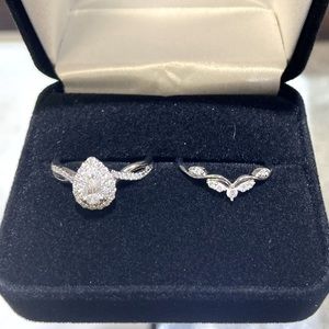 1/2 ct Pear Diamond Engagement Ring with Band